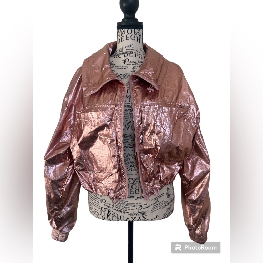 Women shine metallic pink jacket